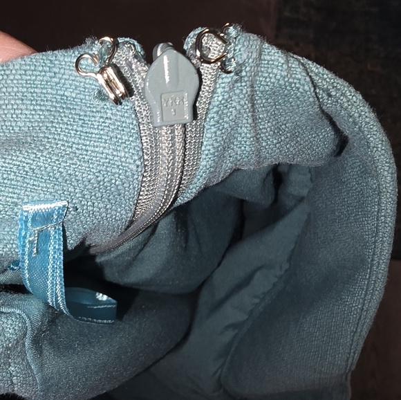 French Connection Seafoam Green Full Skirt with Pockets Women's Size 6 or M - Picture 6 of 7